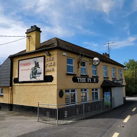 The Pike At Lisavaird Gasthof *